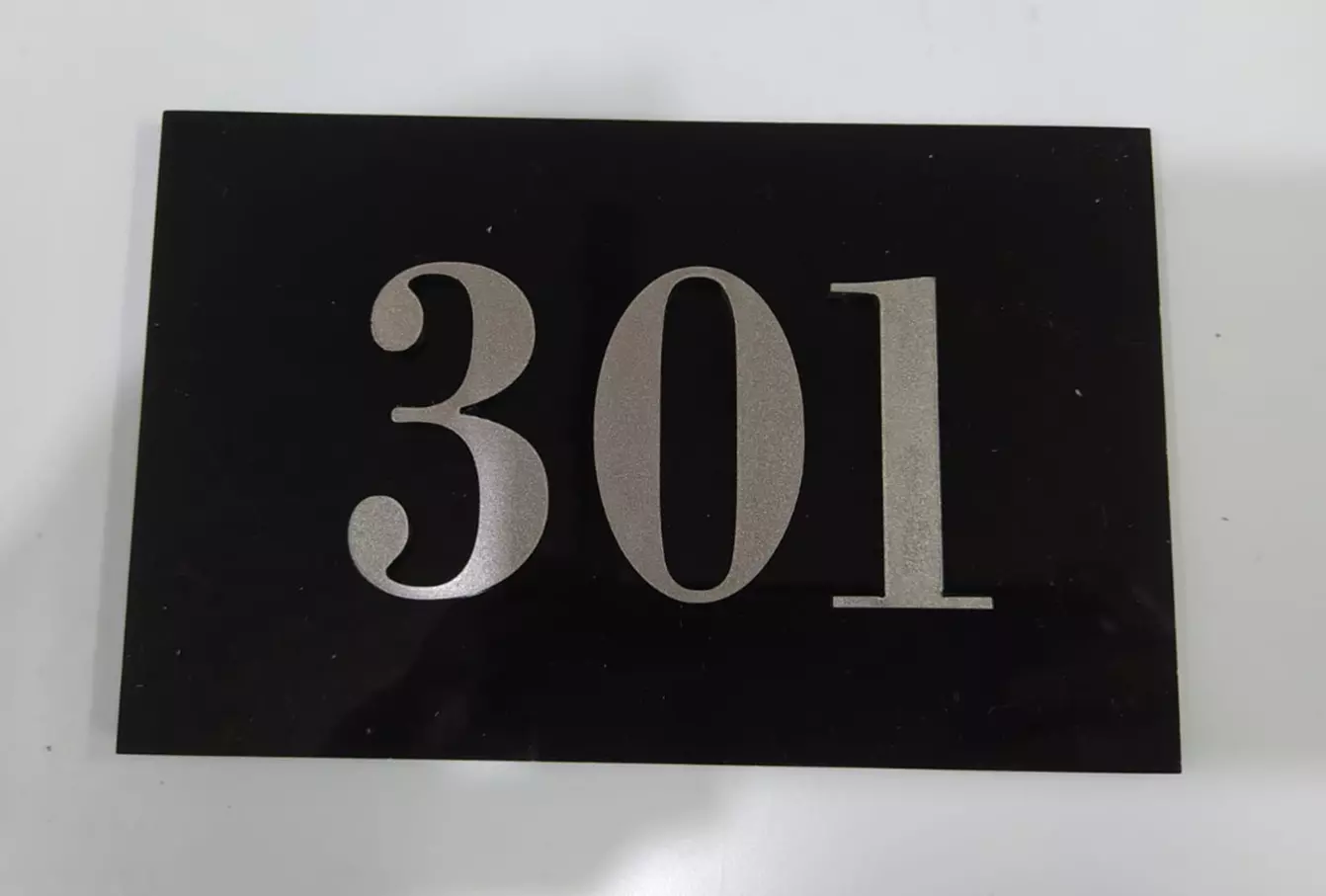 Nomenclaturas en Acrílico